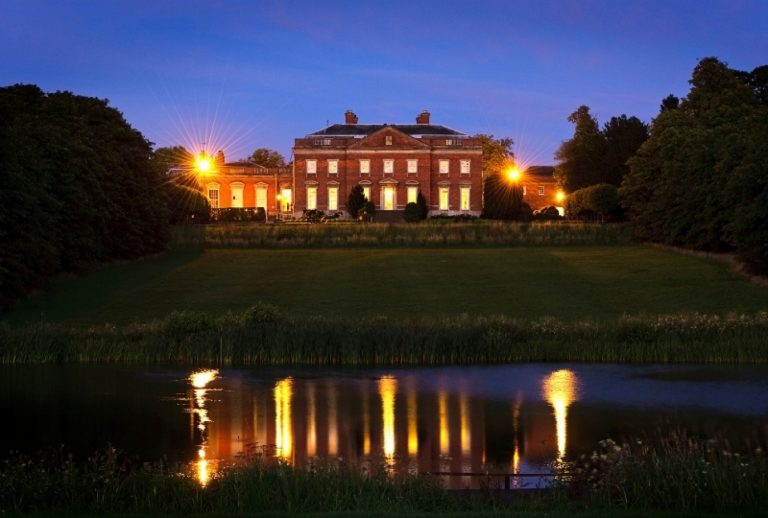 Kelmarsh Hall by night