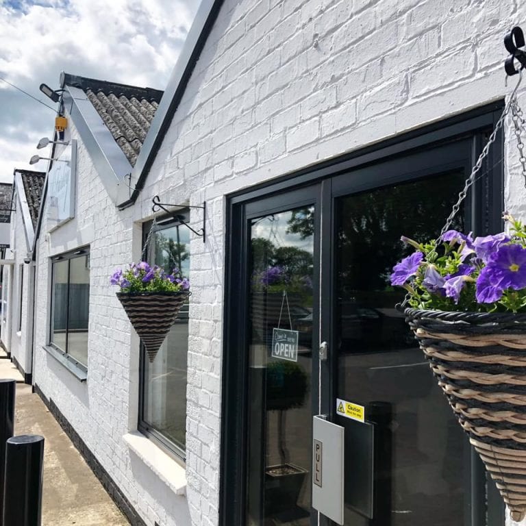 64969903 1598571170278745 883052891034615808 n 768x768