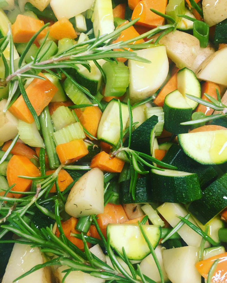 67935600 2642852252432483 3800586078847500288 o 768x960