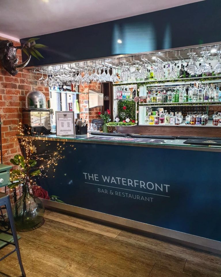 67701267 2706593592719284 2013827542808526848 o 768x960