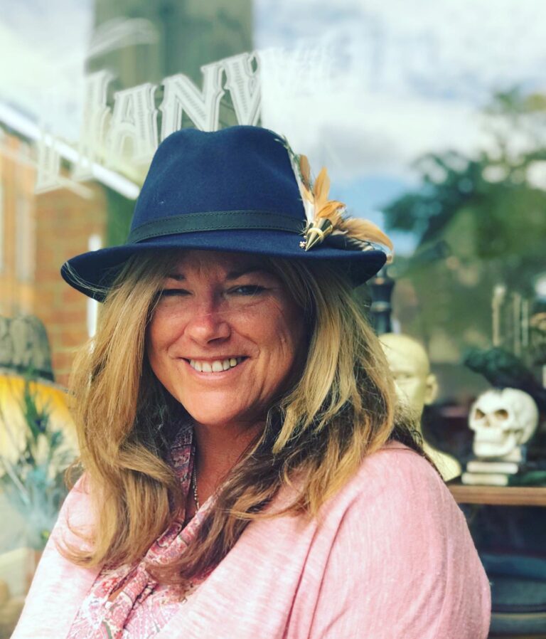 118475022 2721011834832290 5894675691080562040 o 768x898