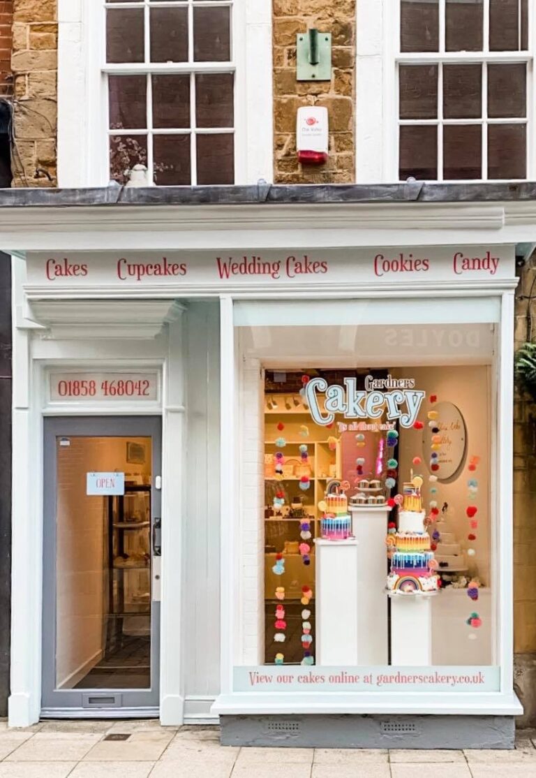 118740836 3253366081412388 2199451622275977743 o 768x1114