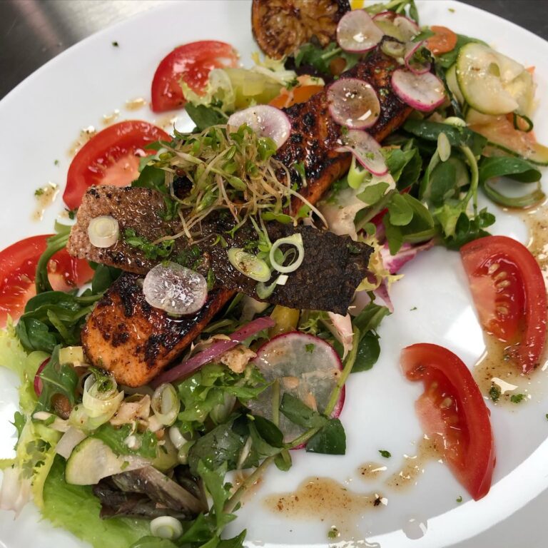 185840625 483098182897590 3339553956006915589 n 768x768