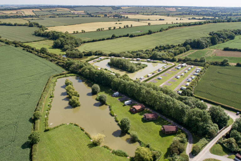 Arial Lakes 1 768x512