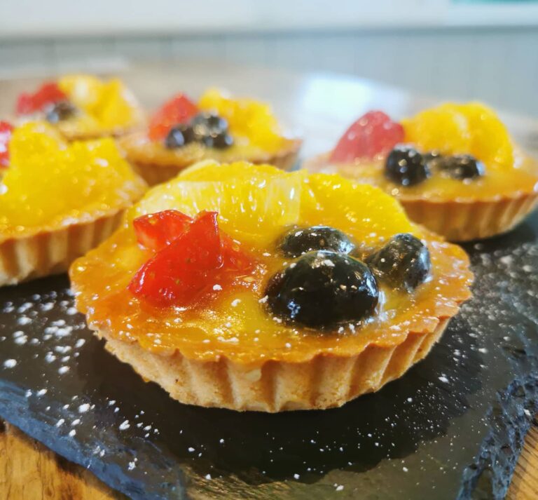 239321395 1677305849128278 1694717290195008478 n 768x713