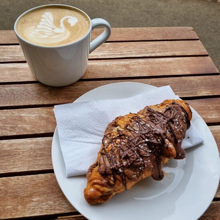 291246810 438090048325806 2061127839763754585 n 768x768