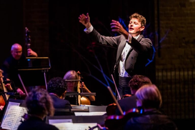 69702922 2524713790939696 8716432356803608576 n 1 768x512