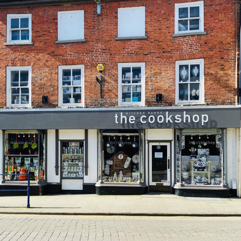 102556043 2594199024015230 1457954185508657737 n 768x768