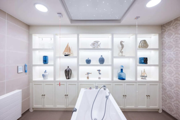 Oat Hill Mews bathroom 768x512