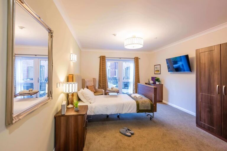 Oat Hill Mews bedroom 3 768x512