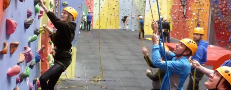 Carol scaled 1080x420 1 768x299