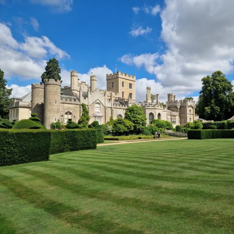 452478606 1000311688764289 5065086936441639648 n 768x768