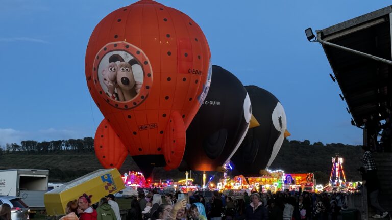 Sky Safari Night Glow 2 768x432