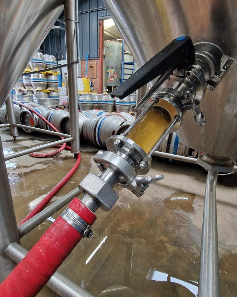 518294130 1322995192551661 2557511115963619580 n 768x961