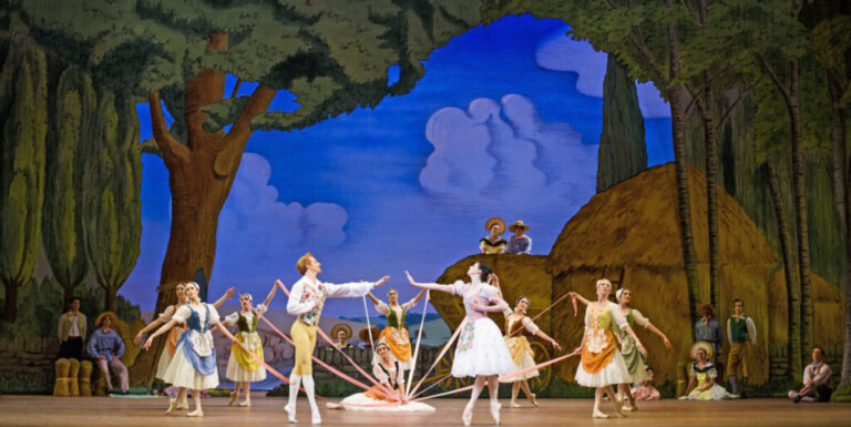 La Fille Mal Gardee 2nd Cast 16 04 15 Royal Ballet 2101 scaled e1759584575220 1024x513 1 768x385